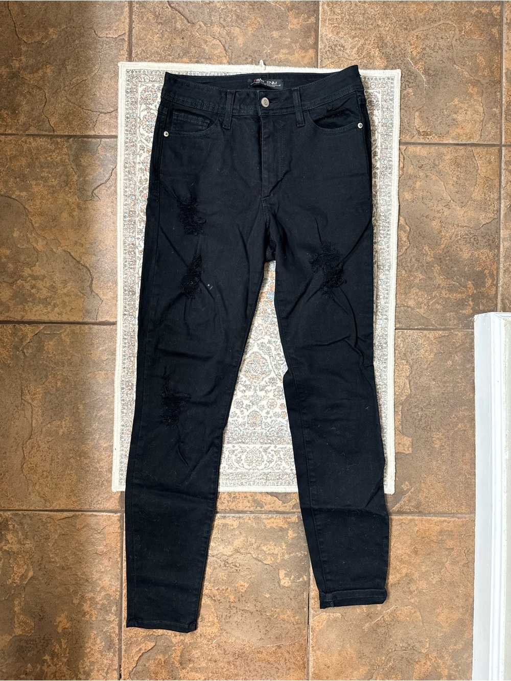 Fran Denim Julie Black Cropped Distressed Women's Jeans